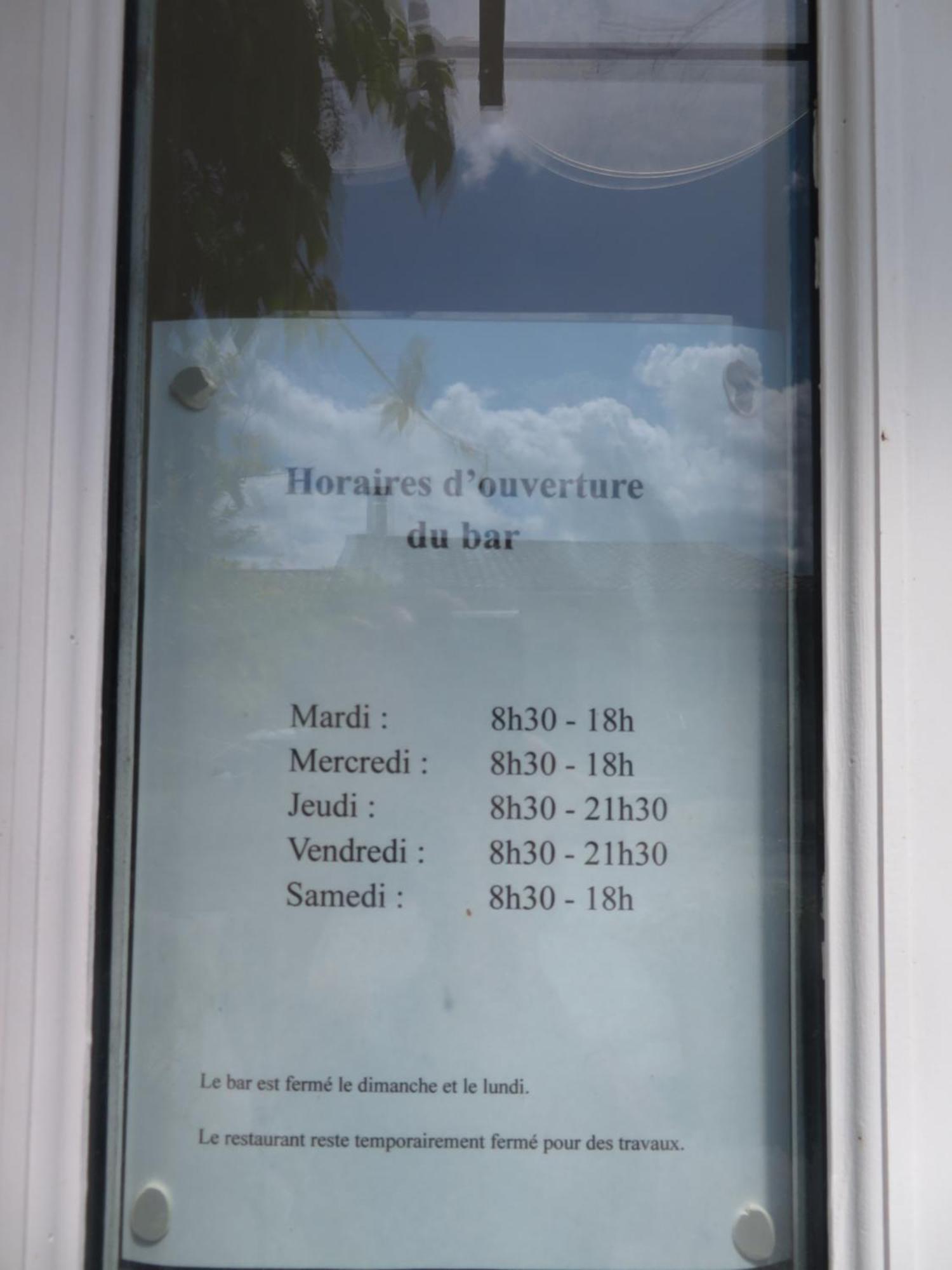 Auberge De La Petite Casserole Revest-des-Brousses Extérieur photo